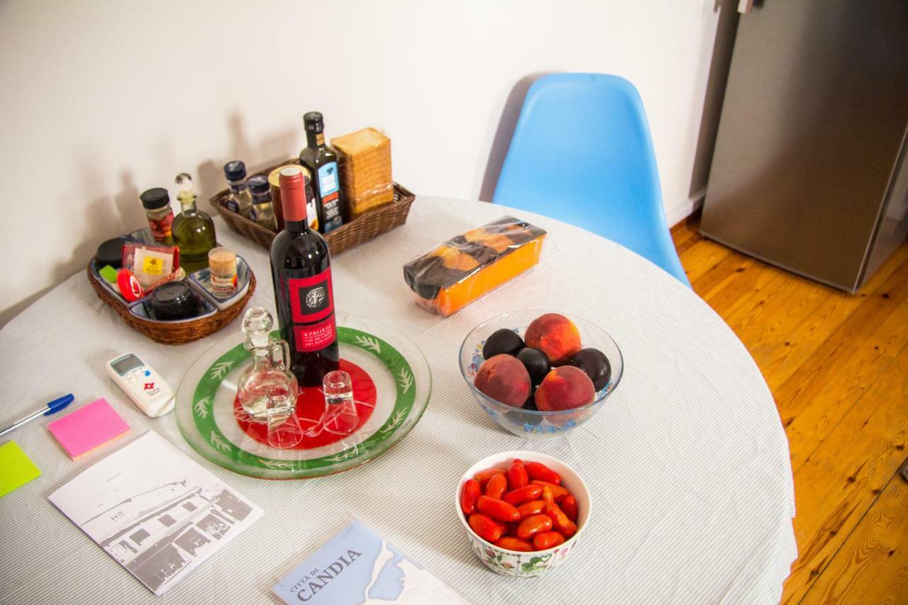 Artistic Getaway Home - Super Central Heraklion  Екстер'єр фото